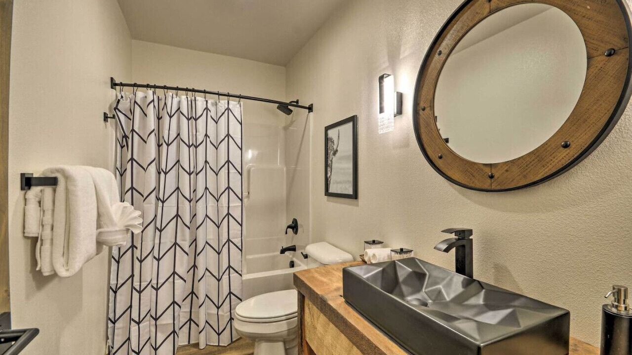 Photo of Bathroom in Red Lodge