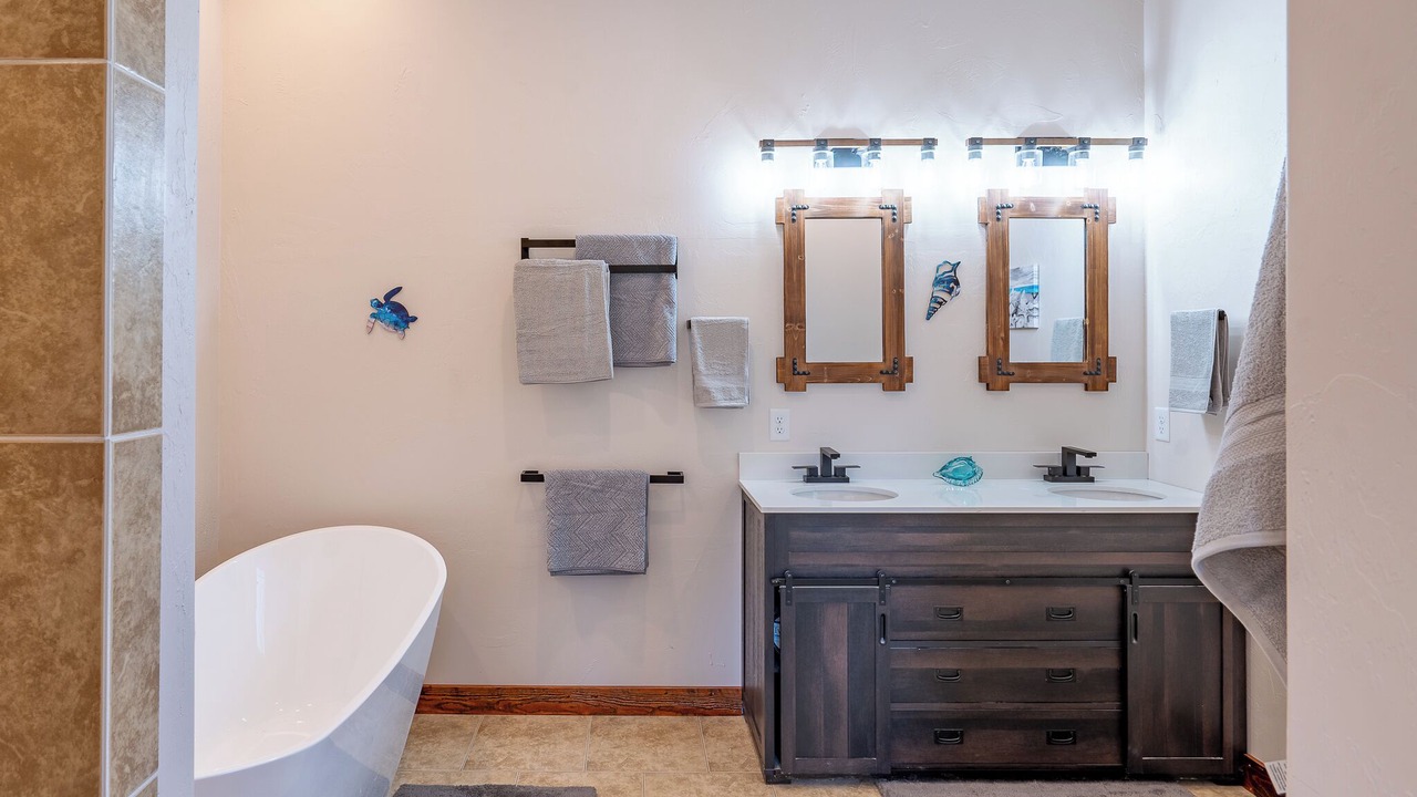 Photo of Bathroom in Thompson Falls
