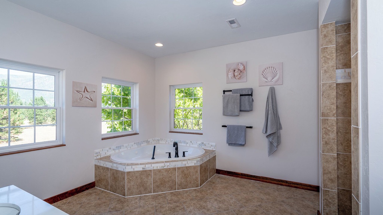 Photo of Bathroom in Thompson Falls