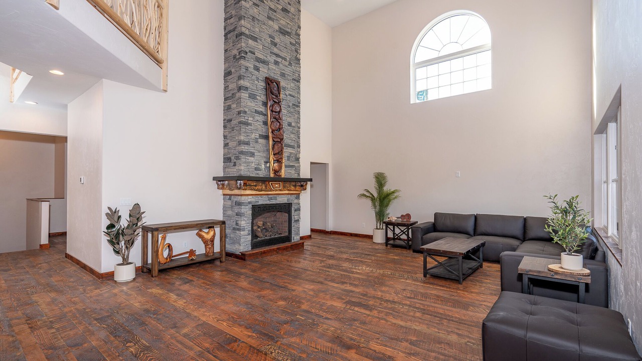 Photo of Livingroom in Thompson Falls