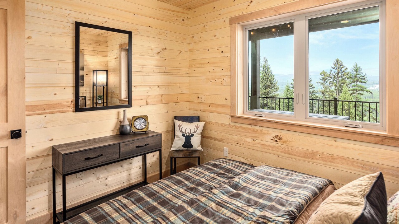 Photo of Bedroom in Polebridge