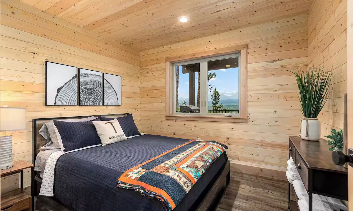 Photo of Bedroom in Polebridge