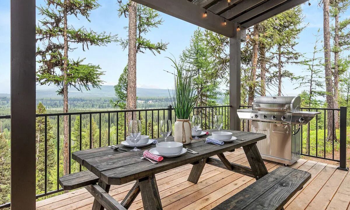 Photo of Outdoor in Polebridge