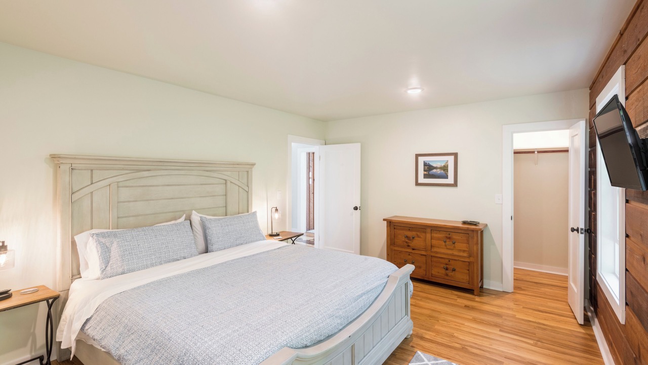 Photo of Bedroom in Bigfork