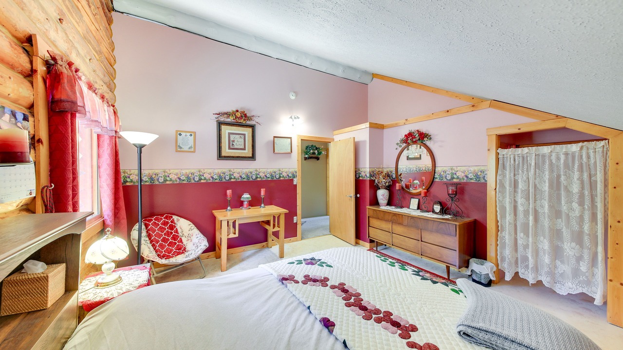Photo of Bedroom in Libby