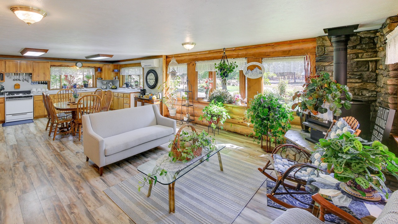 Photo of Livingroom in Libby