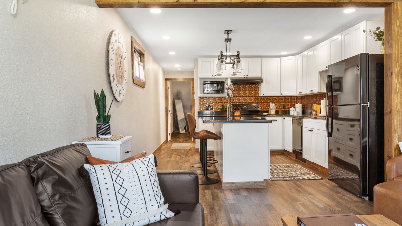 Photo of Livingroom in Butte