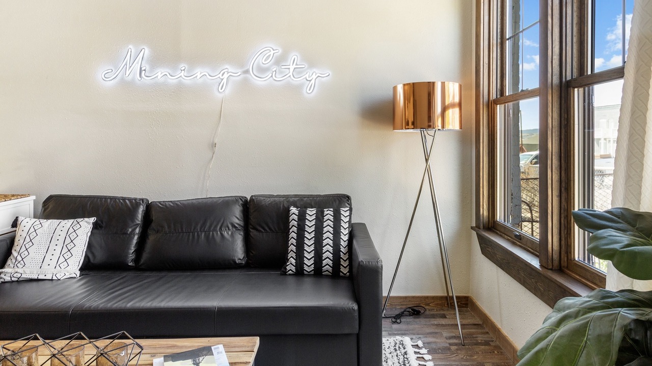 Photo of Livingroom in Butte