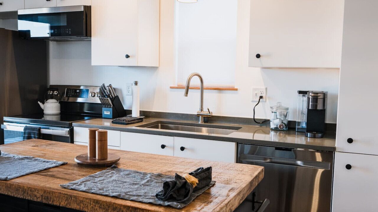 Photo of Kitchen in River Road