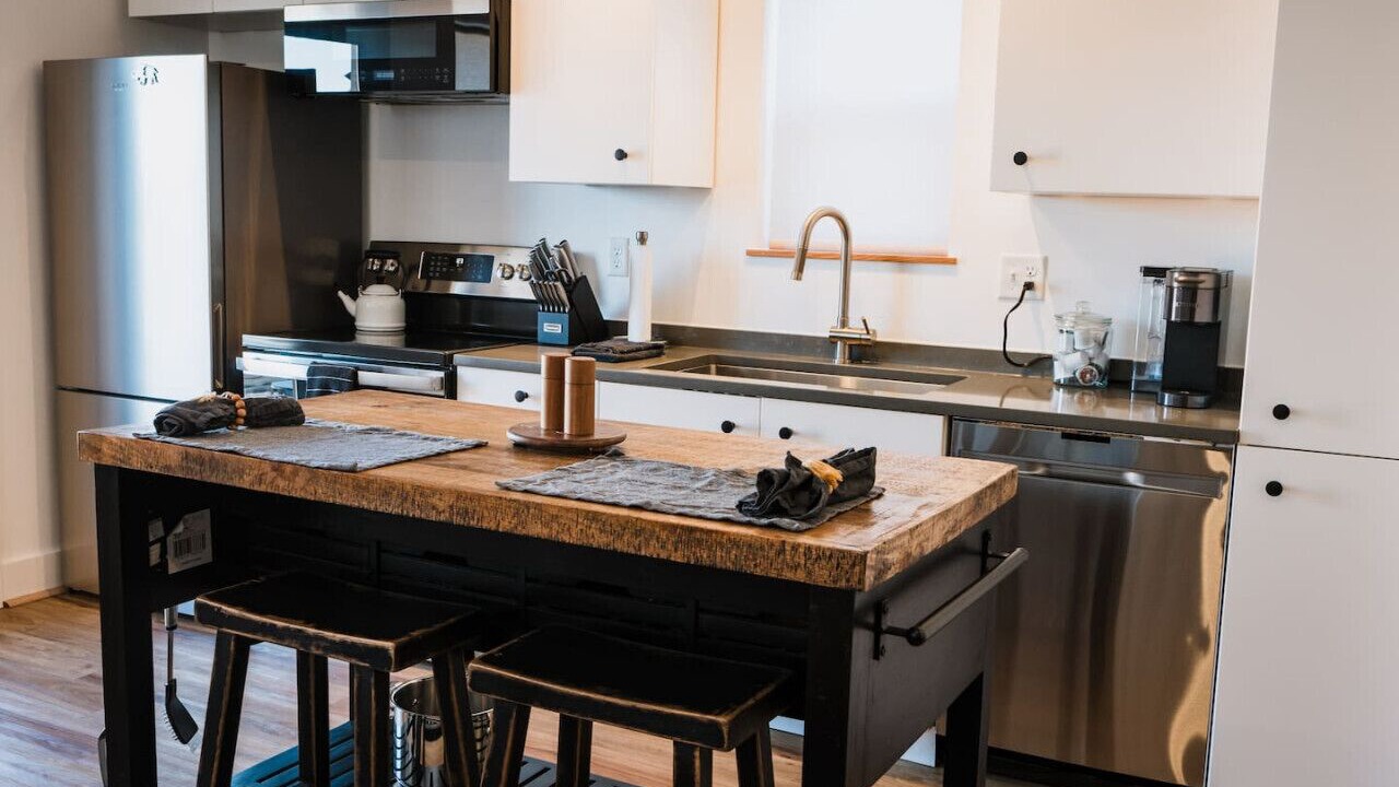 Photo of Kitchen in River Road