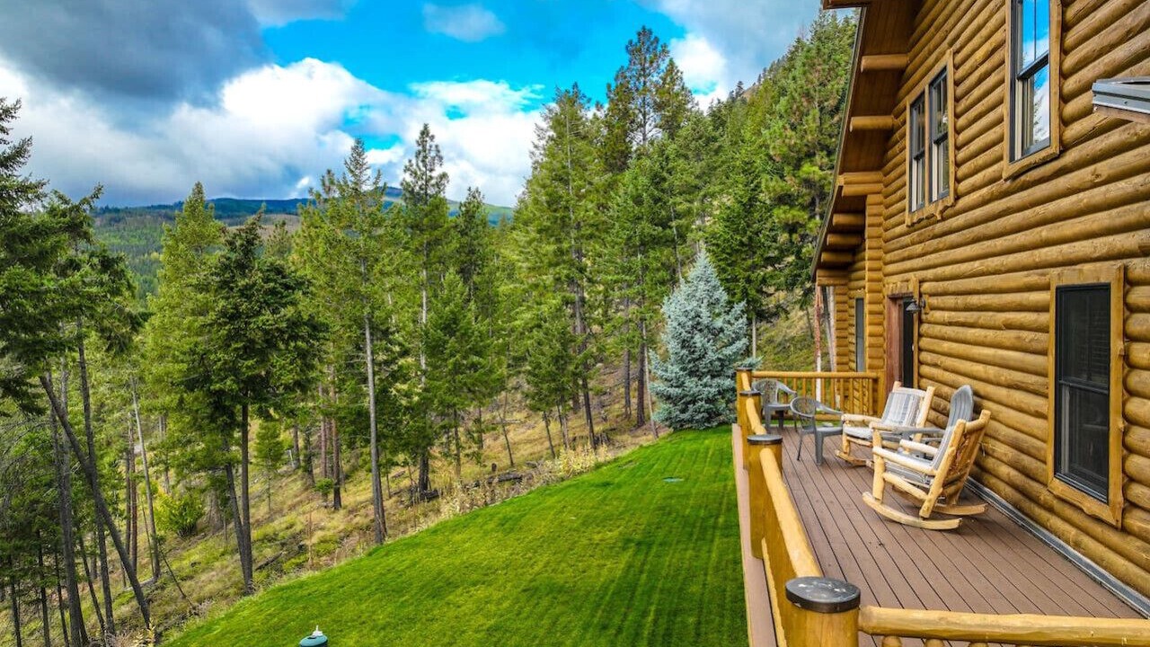 Photo of Patio Balcony in Lakeside