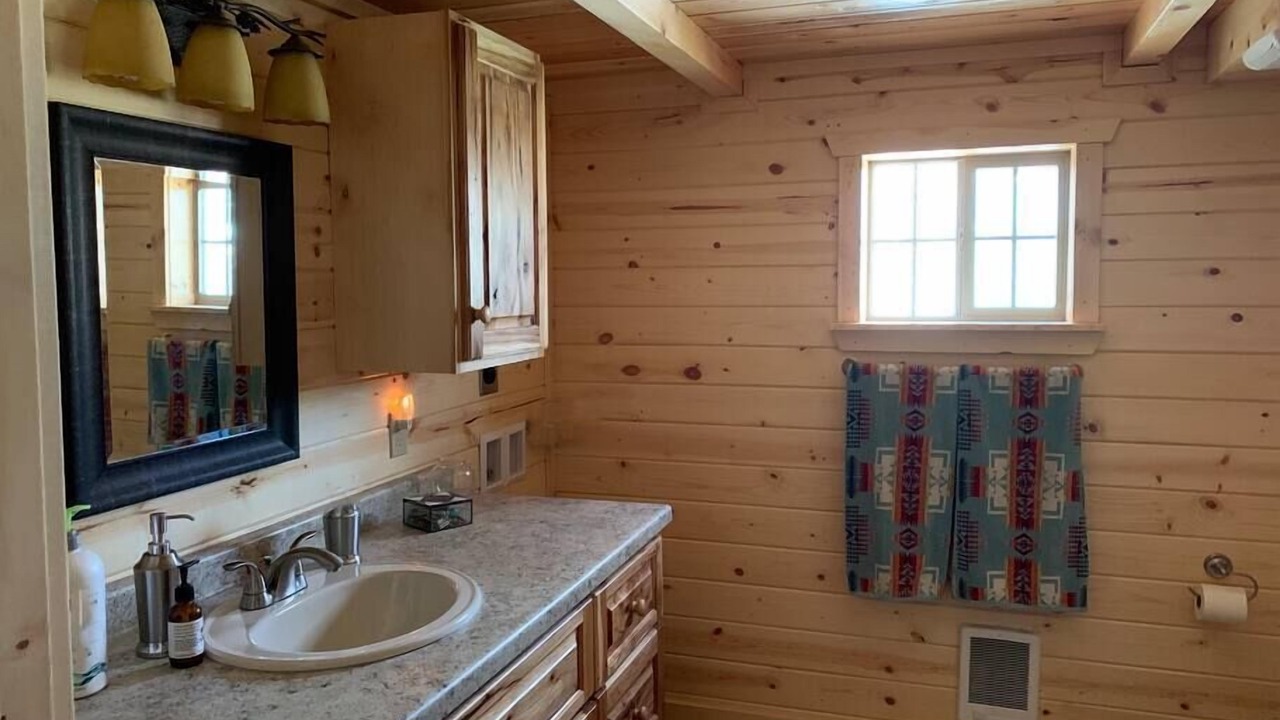 Photo of Bathroom in Babb