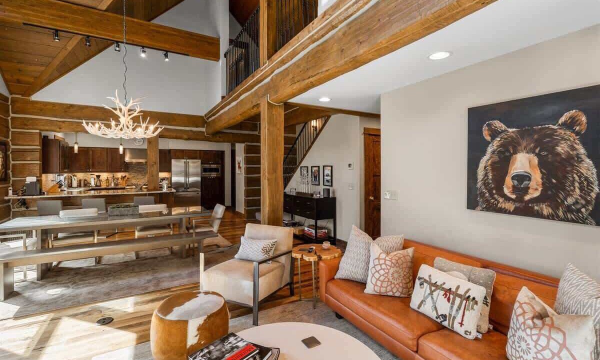 Photo of Livingroom in Powder Ridge