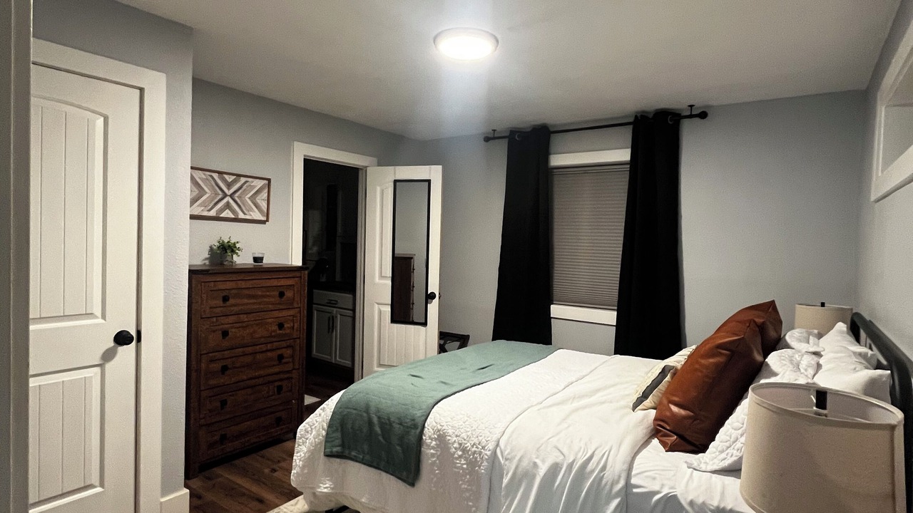 Photo of Bedroom in Edgar