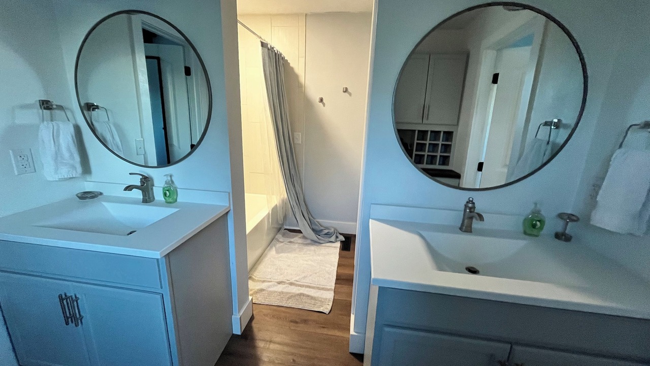 Photo of Bathroom in Edgar