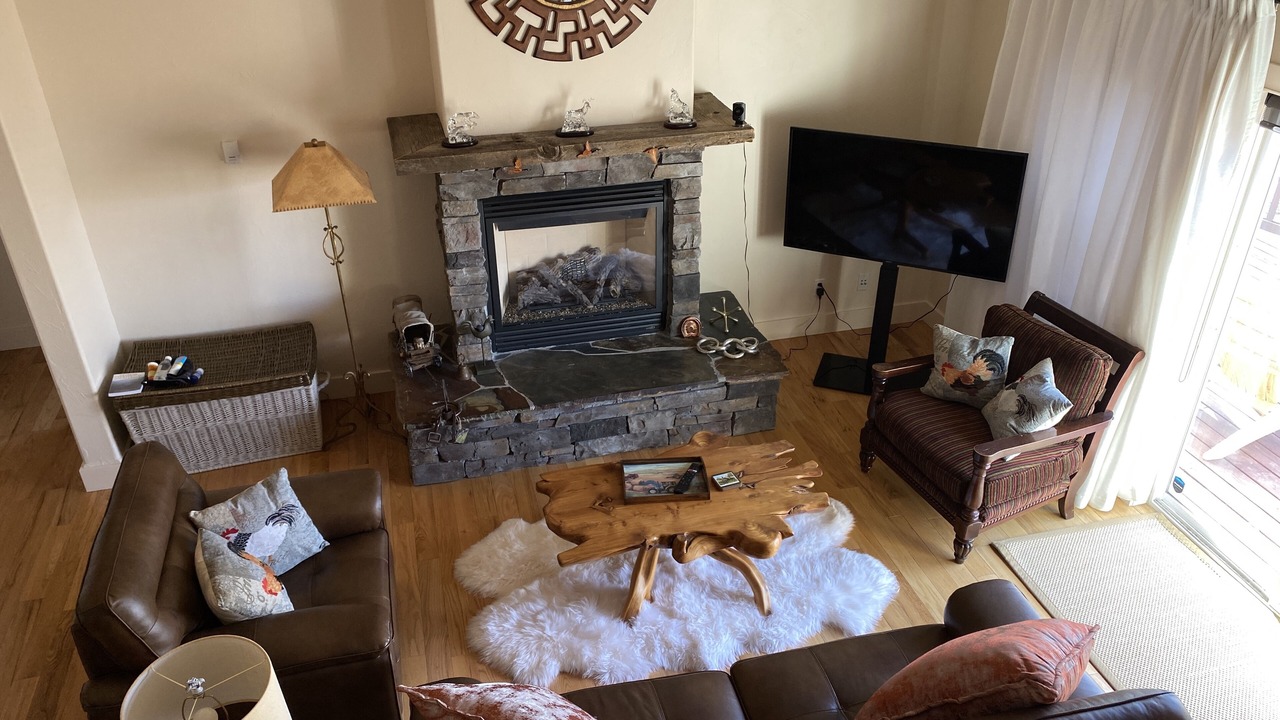 Photo of Livingroom in Bozeman