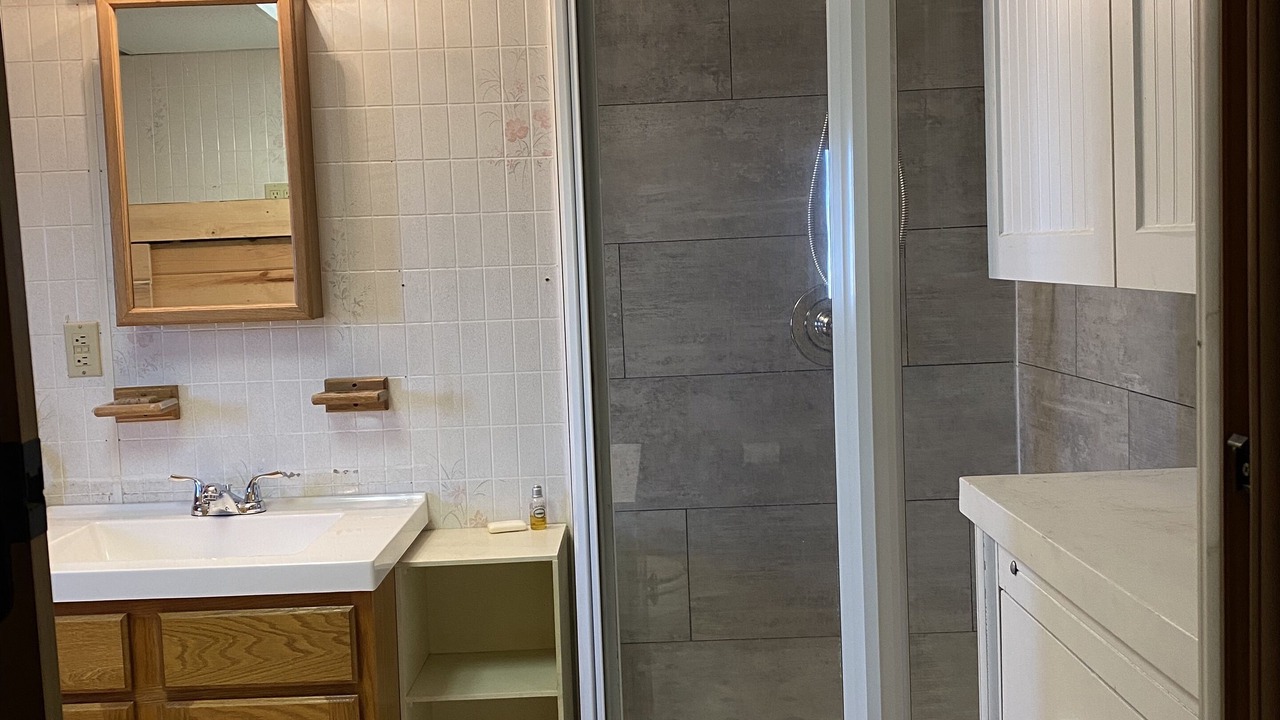 Photo of Bathroom in Yellowstone County