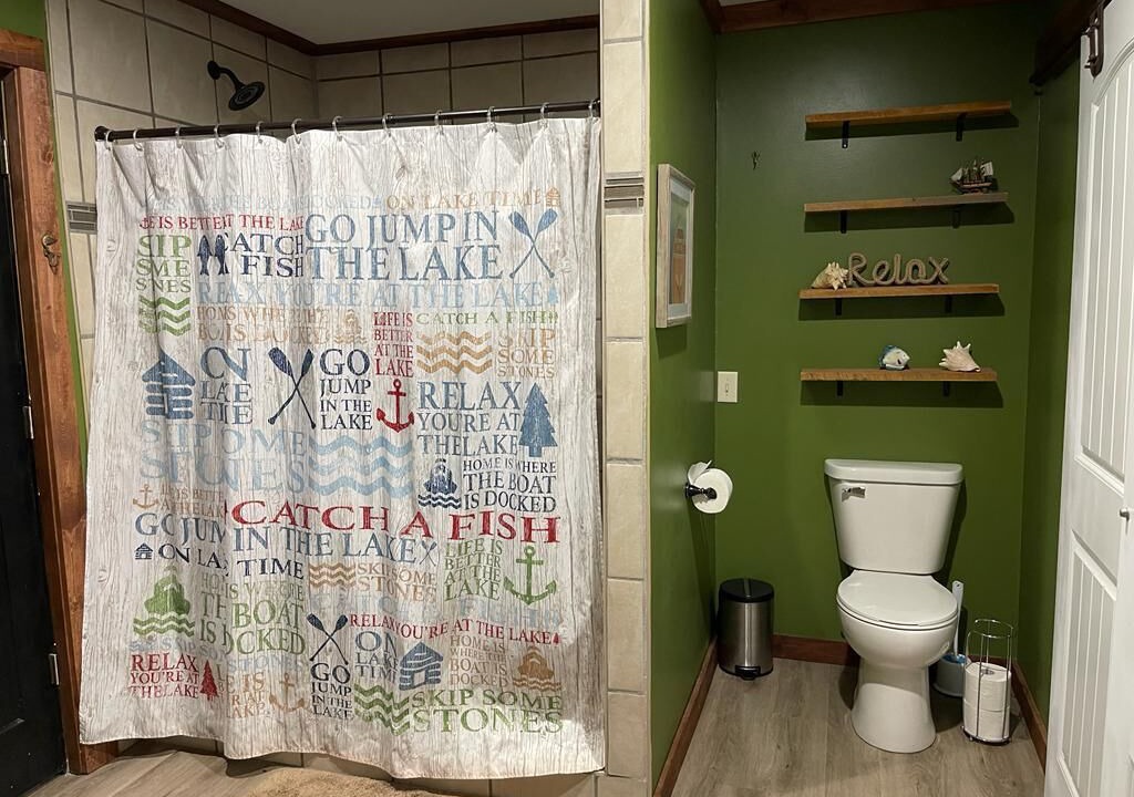 Photo of Bathroom in Big Stone City