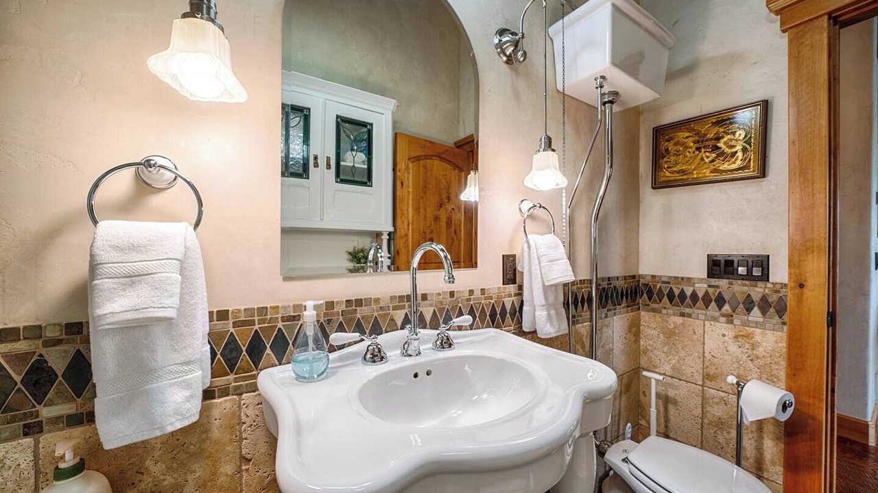 Photo of Bathroom in Marion