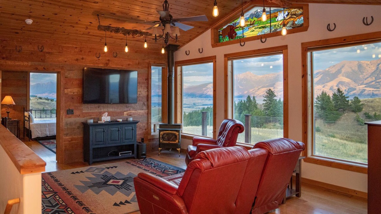 Photo of Livingroom in Emigrant