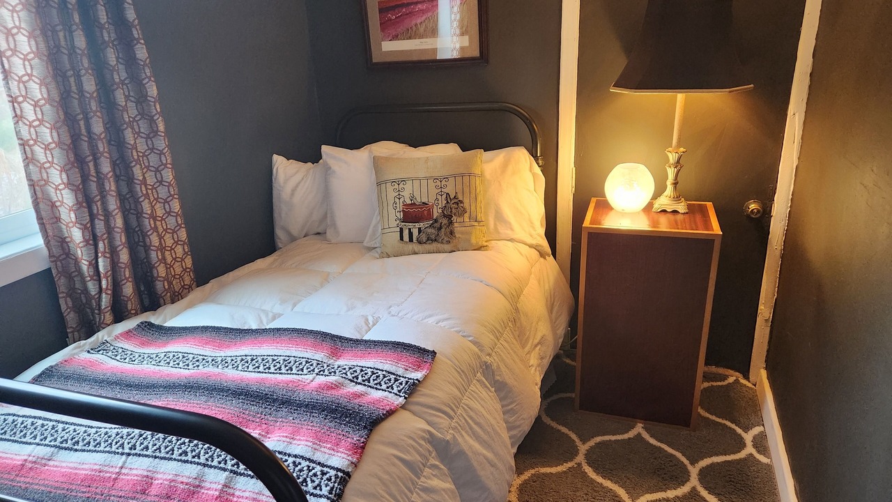 Photo of Bedroom in Hot Springs
