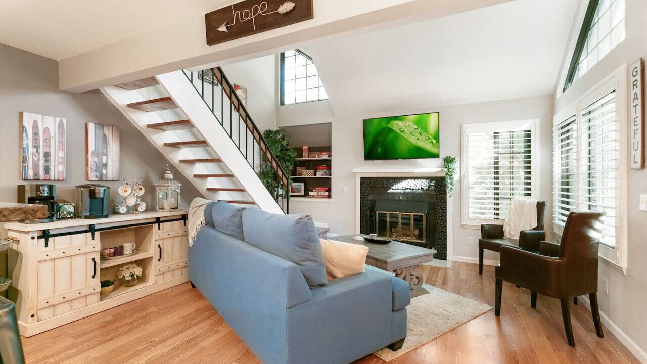 Photo of Livingroom in Glendale