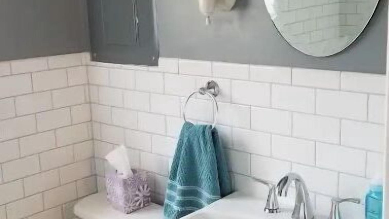 Photo of Bathroom in Clyde Park