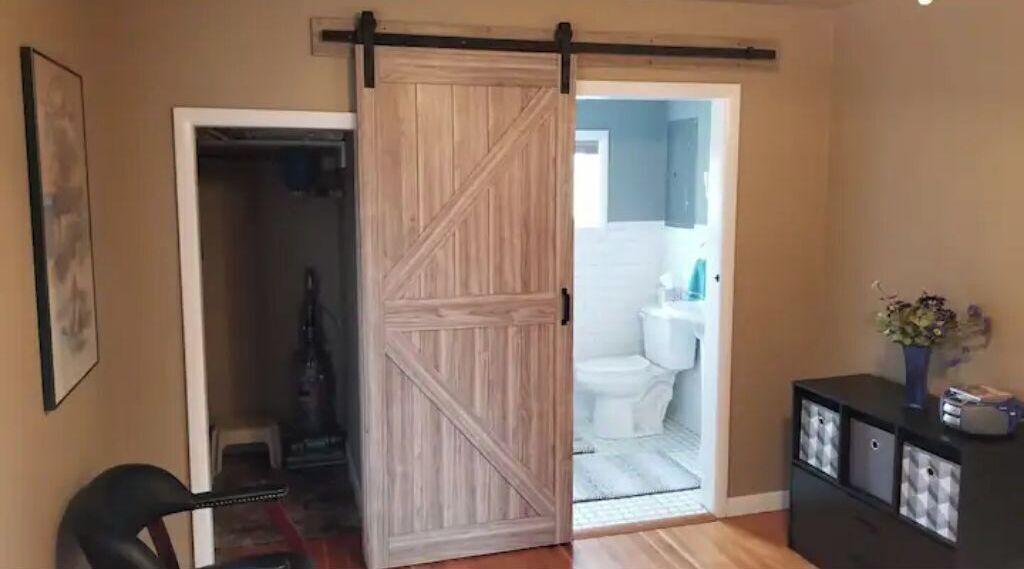 Photo of Bathroom in Clyde Park