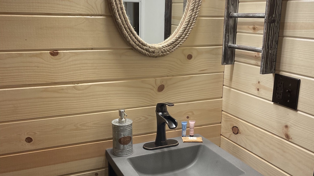 Photo of Bathroom in Ingomar