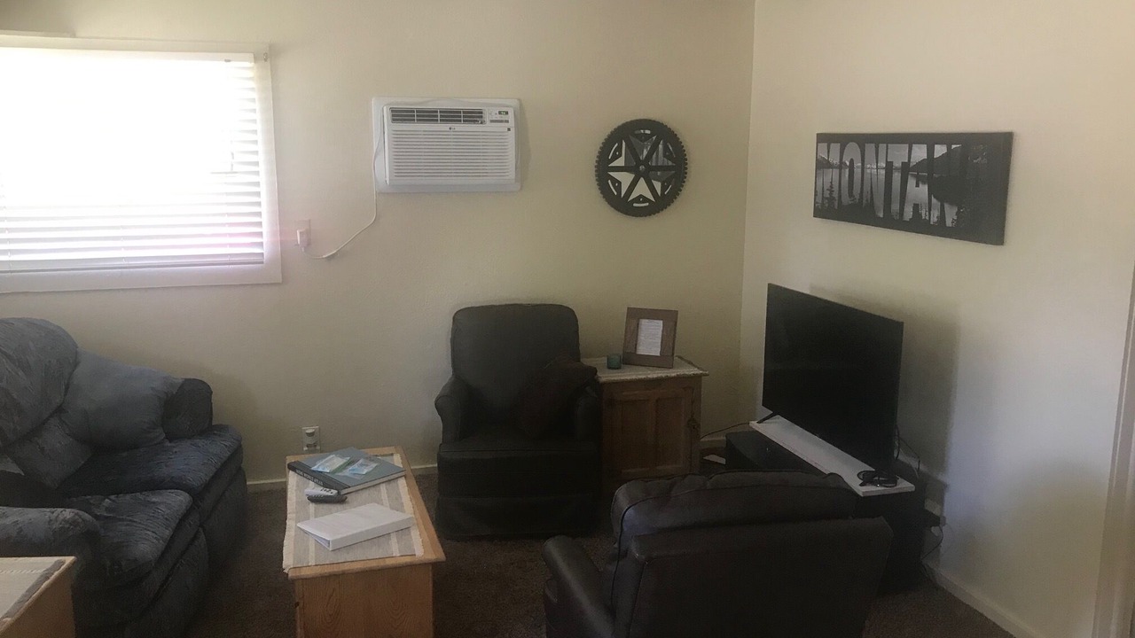 Photo of Livingroom in South Side