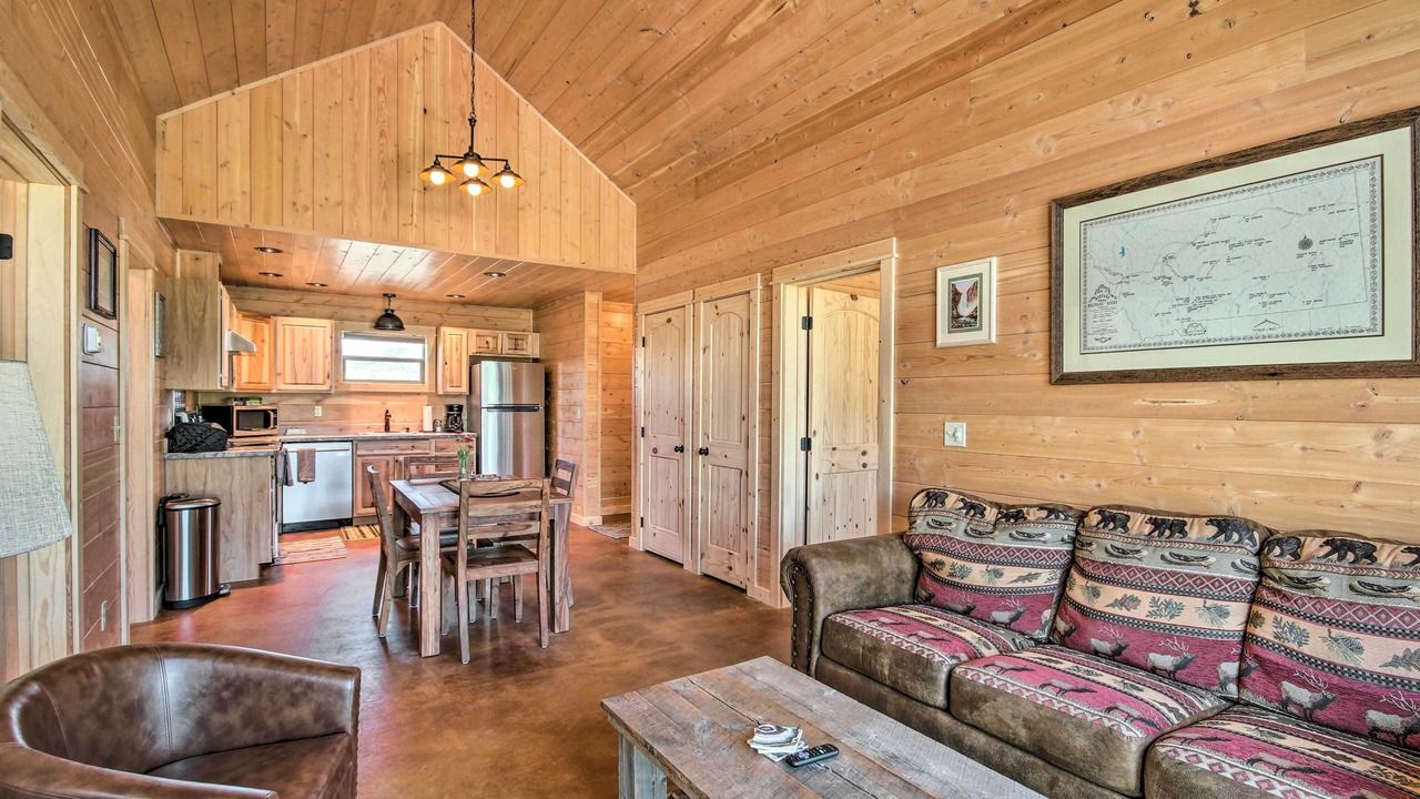 Photo of Livingroom in Livingston