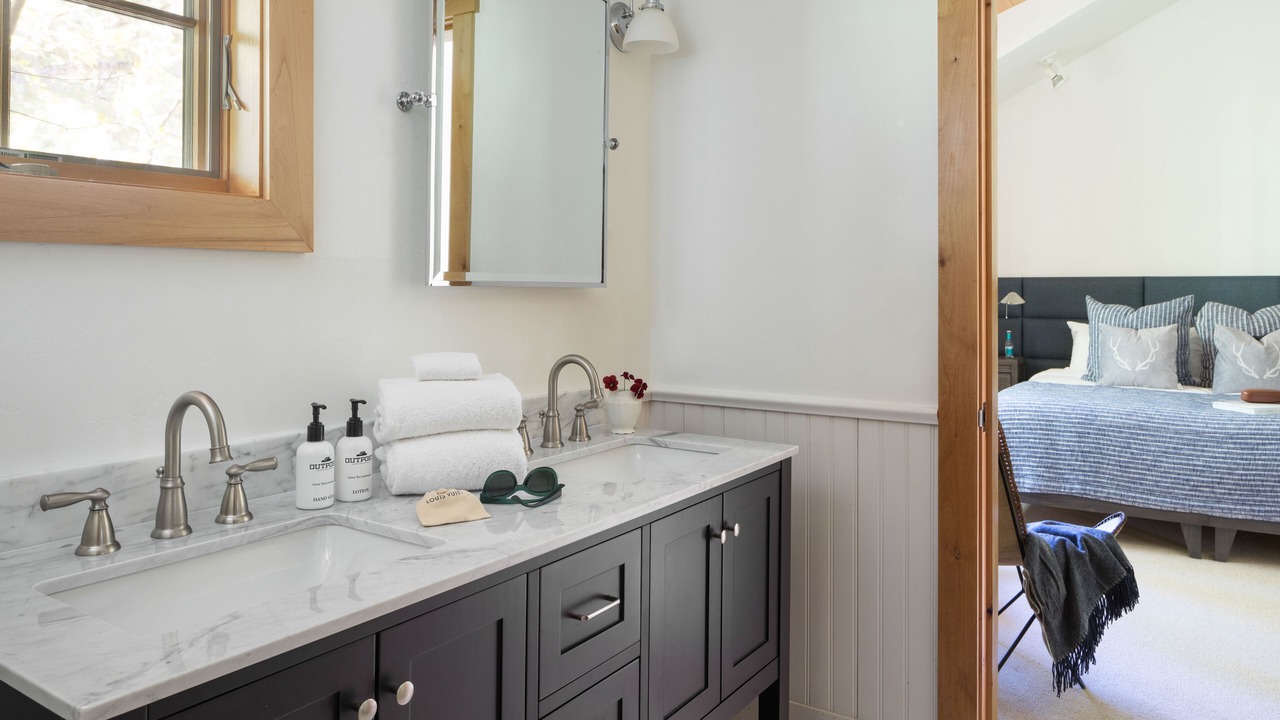 Photo of Bathroom in Granite Ridge