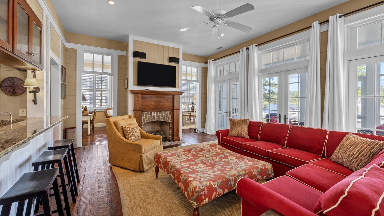 Photo of Livingroom in Oriental