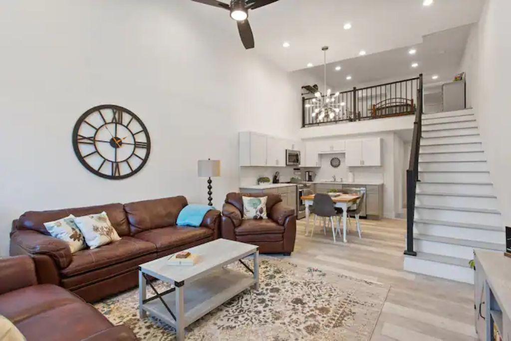 Photo of Livingroom in Joliet