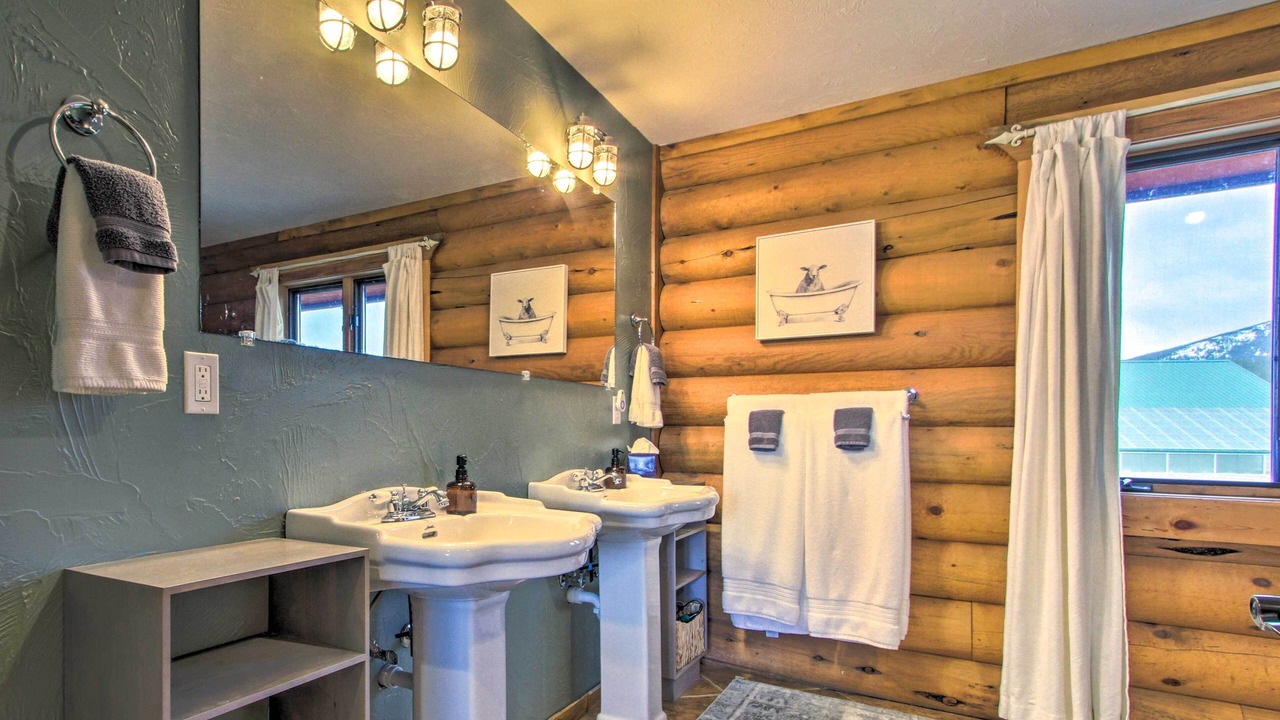Photo of Bathroom in Philipsburg