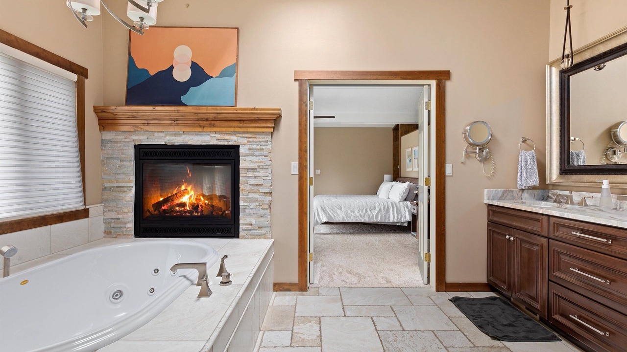 Photo of Bathroom in Farviews - Pattee Canyon