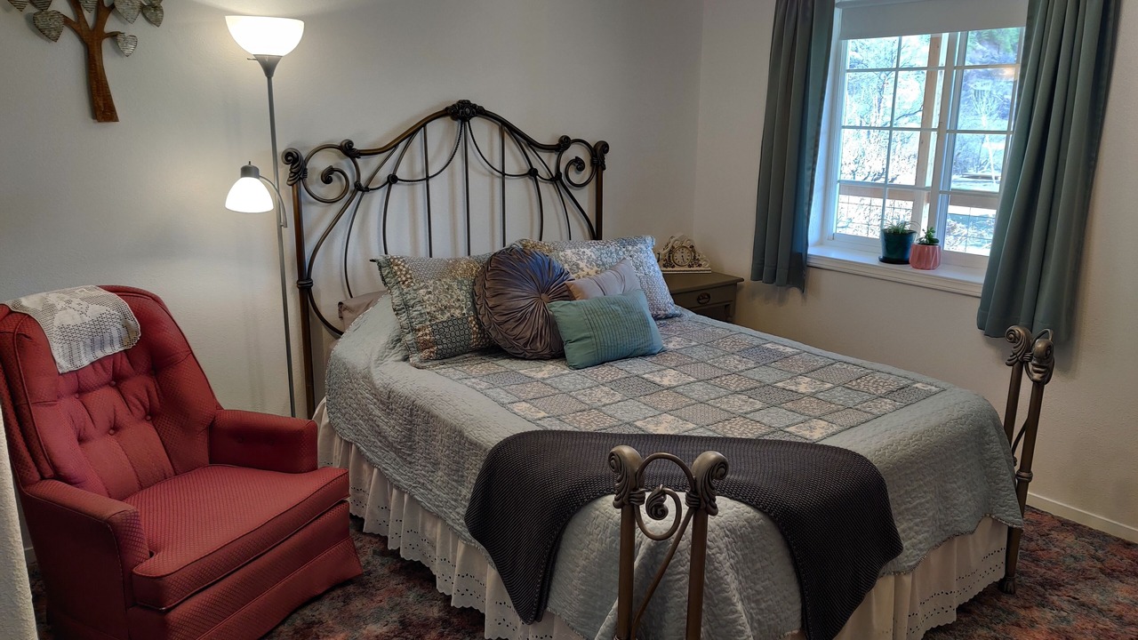 Photo of Bedroom in Glacier Country