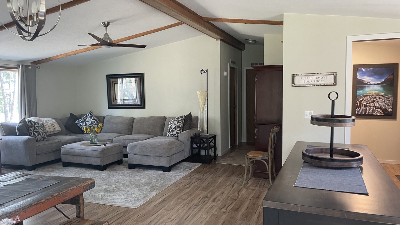 Photo of Livingroom in Lakeside