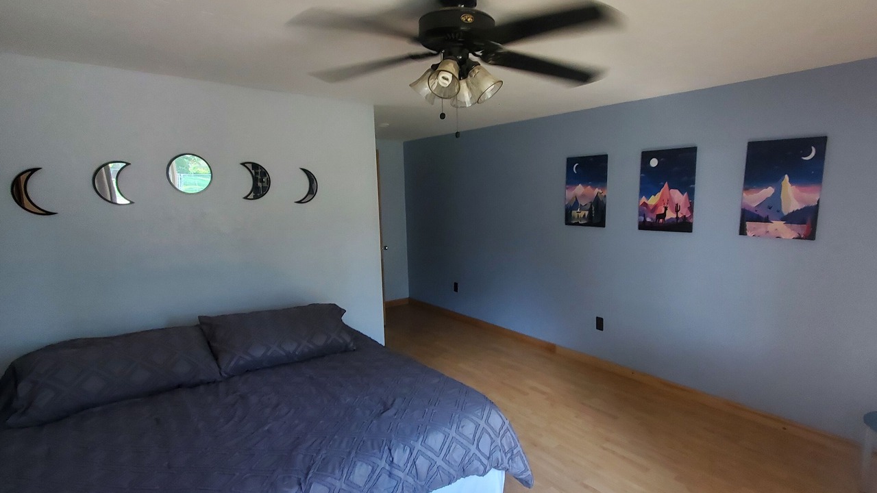 Photo of Bedroom in East Glacier Park Village