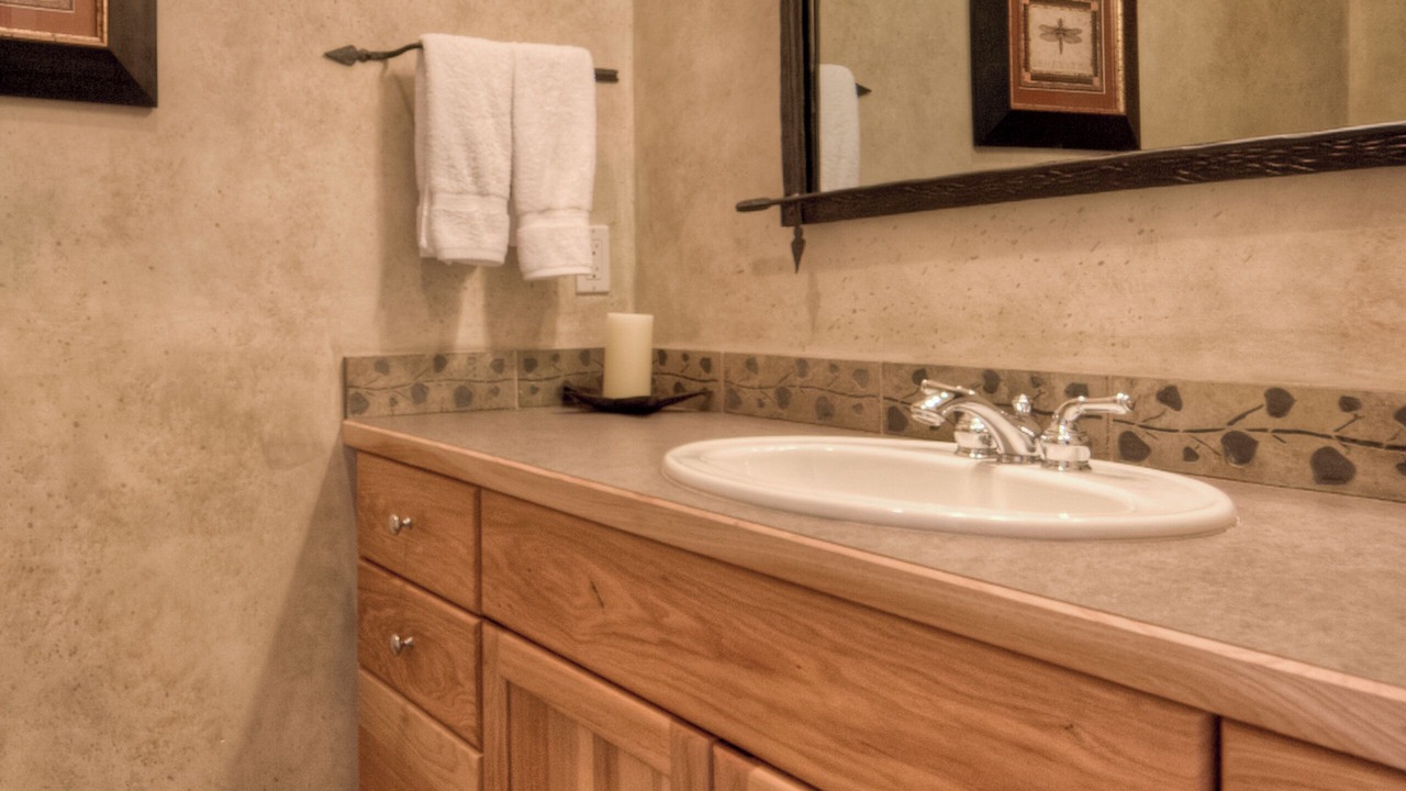 Photo of Bathroom in Saddle Ridge