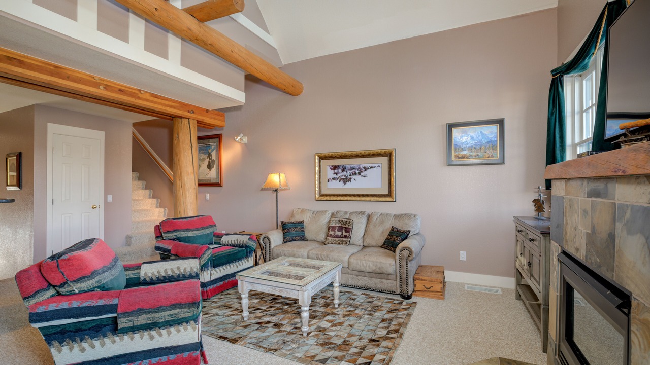 Photo of Bedroom in Saddle Ridge