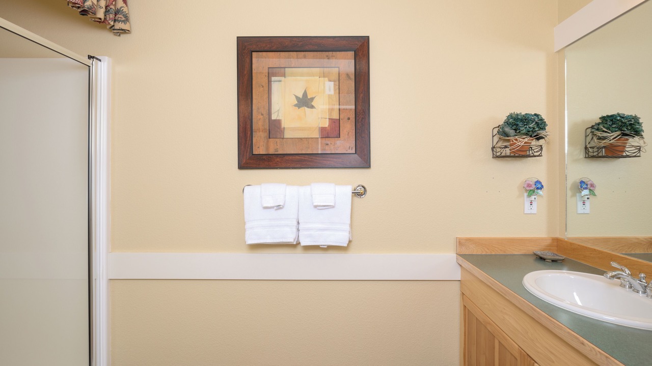 Photo of Bathroom in Saddle Ridge
