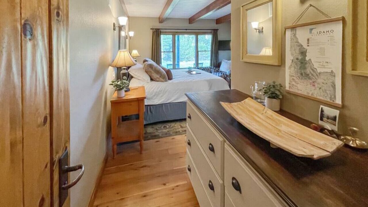Photo of Bedroom in Tamarack Resort