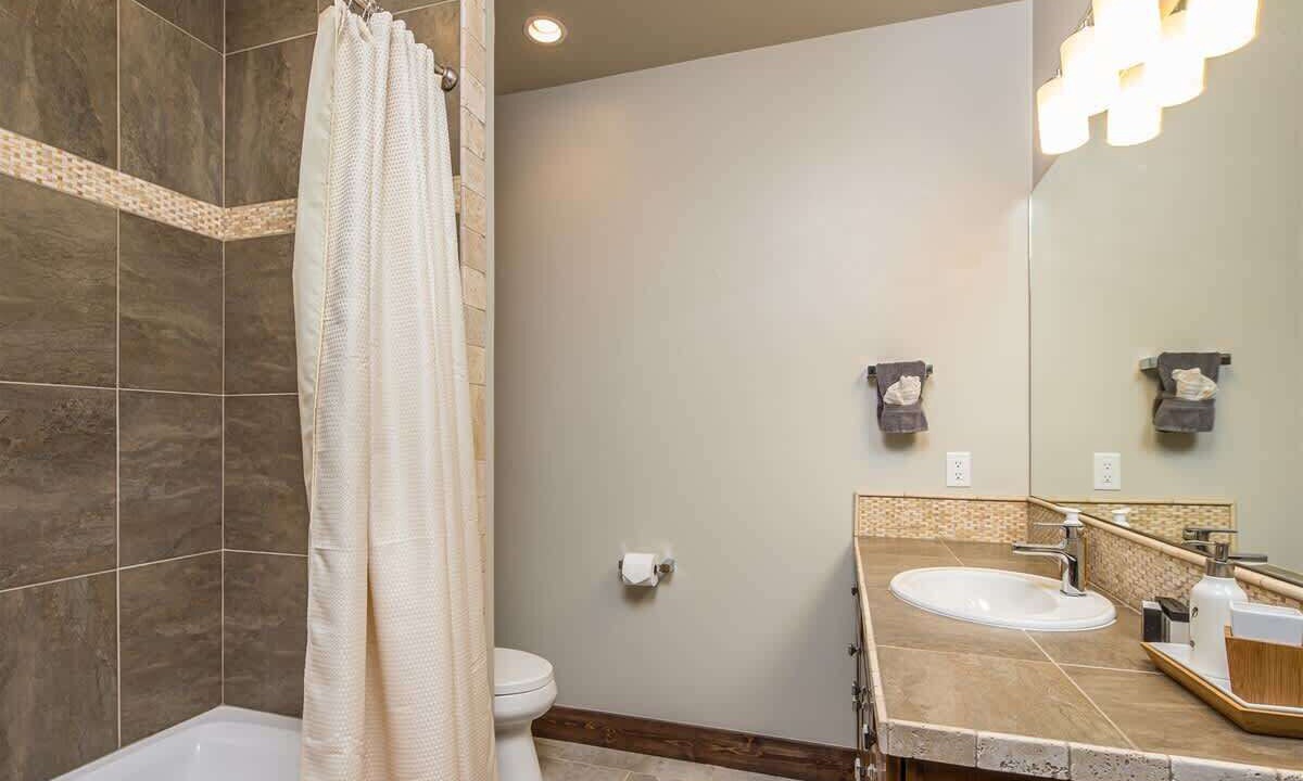 Photo of Bathroom in Big Sky