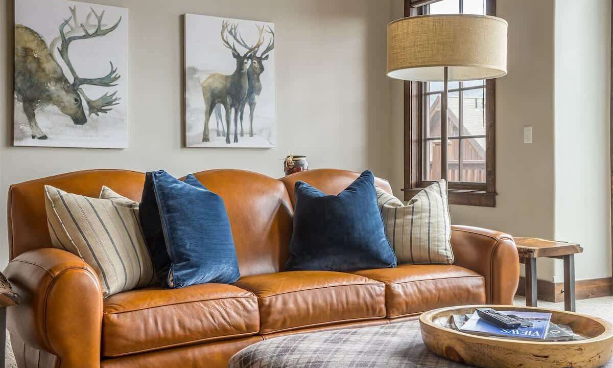 Photo of Livingroom in Big Sky