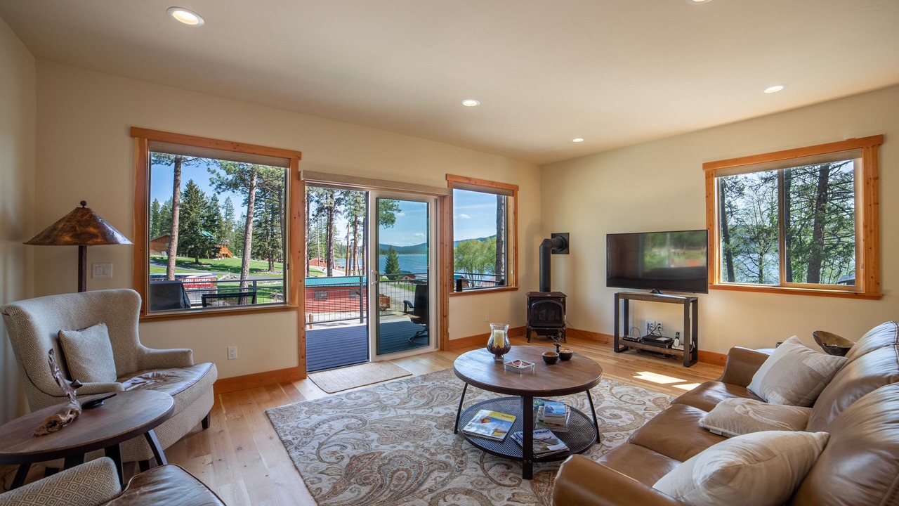 Photo of Livingroom in Lake Mary Ronan