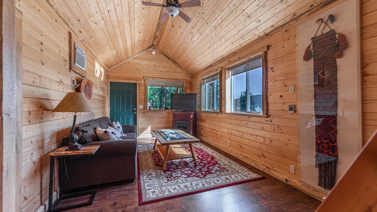 Photo of Livingroom in Lake Mary Ronan