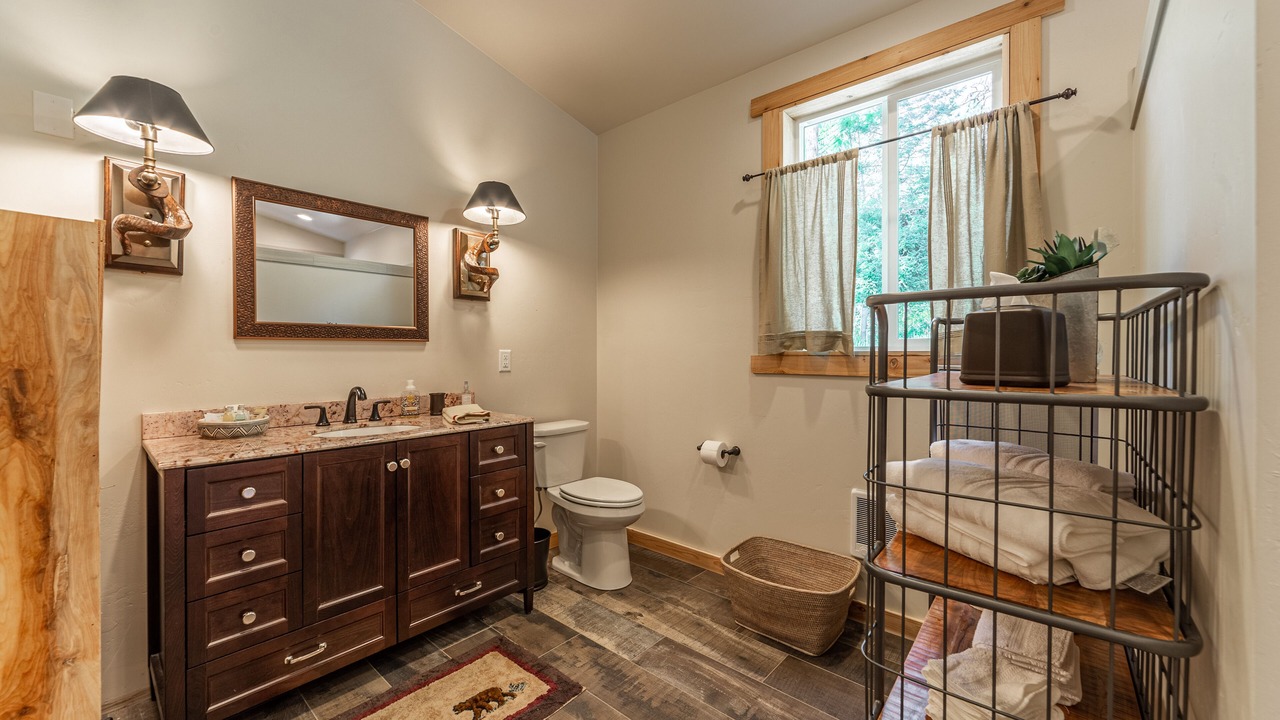 Photo of Bathroom in Lake Mary Ronan
