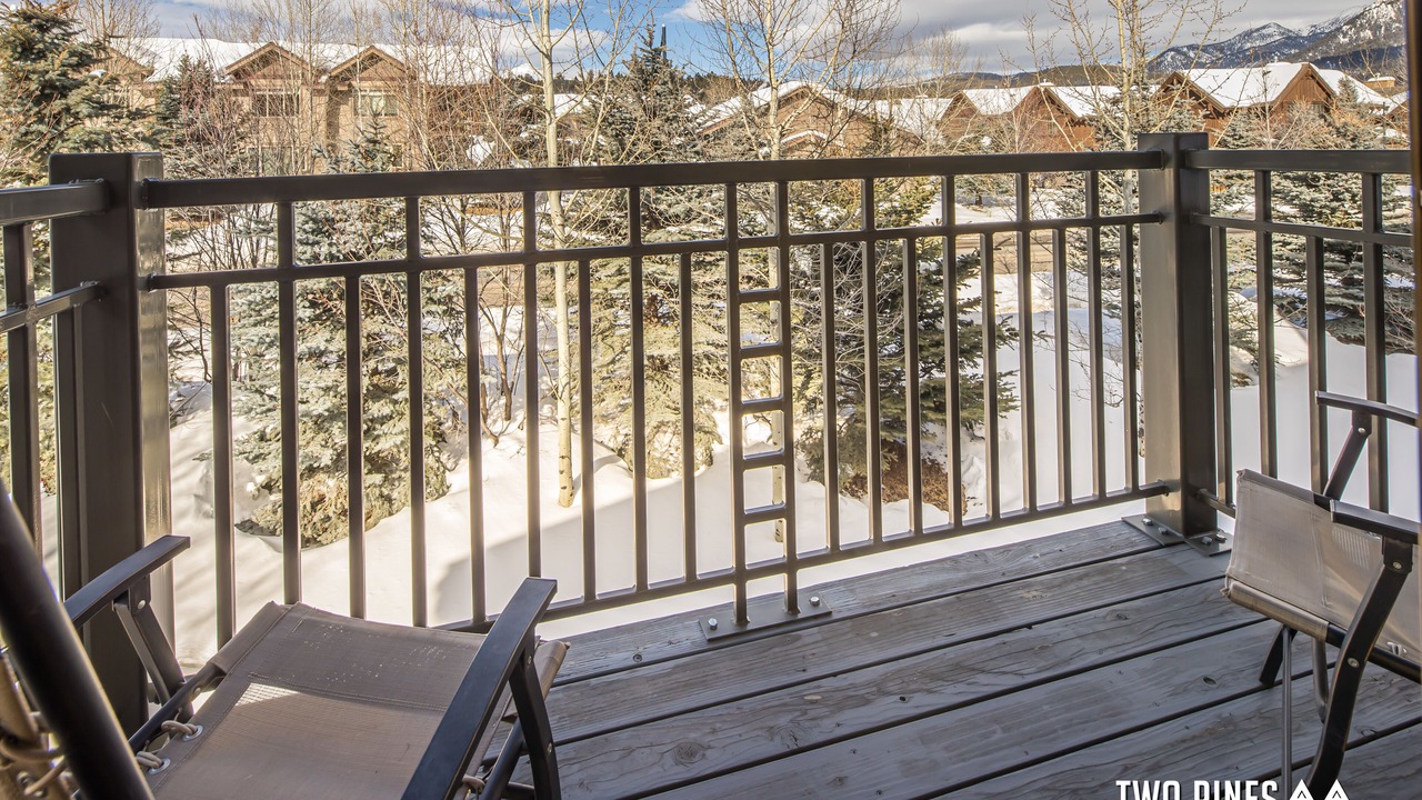 Photo of Patio Balcony in Big Sky