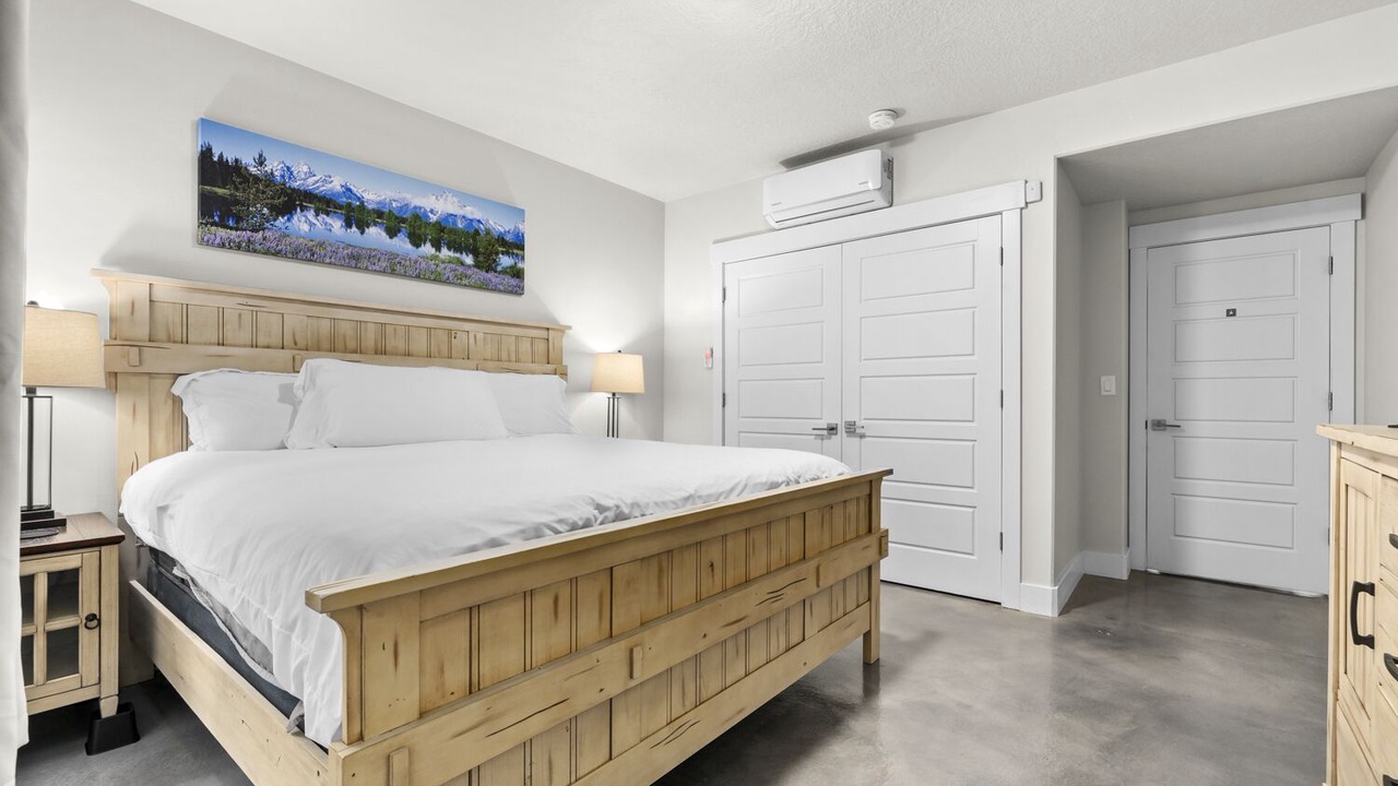 Photo of Bedroom in Draper